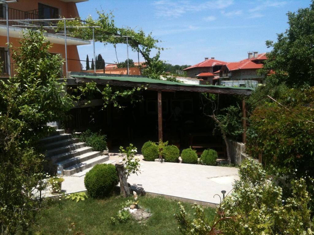 Prostor Guest House Bjala Exteriér fotografie